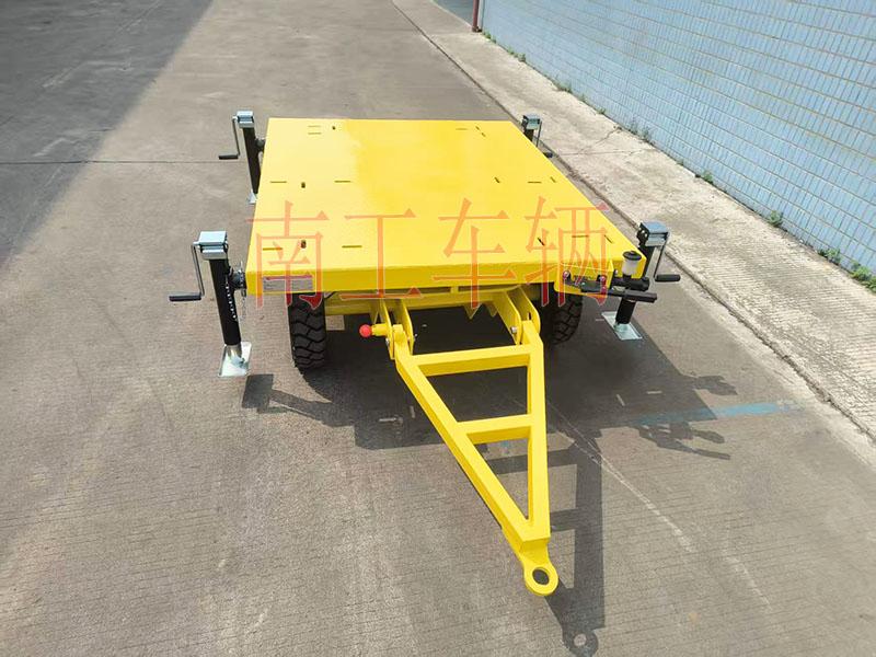 1.5吨轻型ky平台_KY（中国）一站式服务平台带折叠支腿