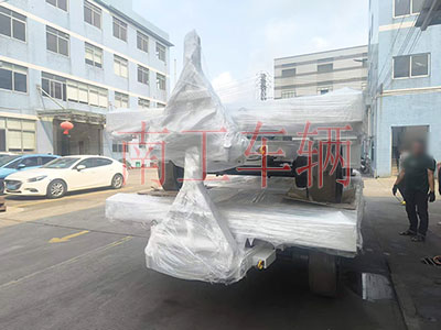 35吨双牵引重型ky平台_KY（中国）一站式服务平台 白色1I.jpg